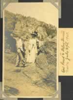 Constance Warwick & Friends - On the Road to Helen Hunt's Grave - 27 July 1909